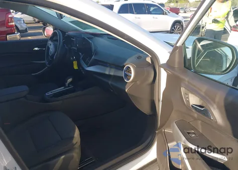 2024 Chevrolet Trax Fwd Sp из США, поврежденный, VIN KL77LFE26RC151873